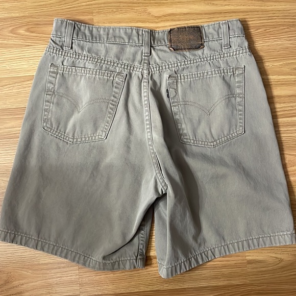 Men’s Levi’s Jean Shorts 32 - Picture 2 of 5